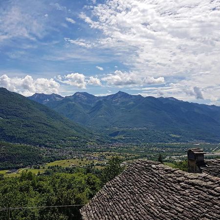 La Baita Di Francesca Montecrestese Luaran gambar
